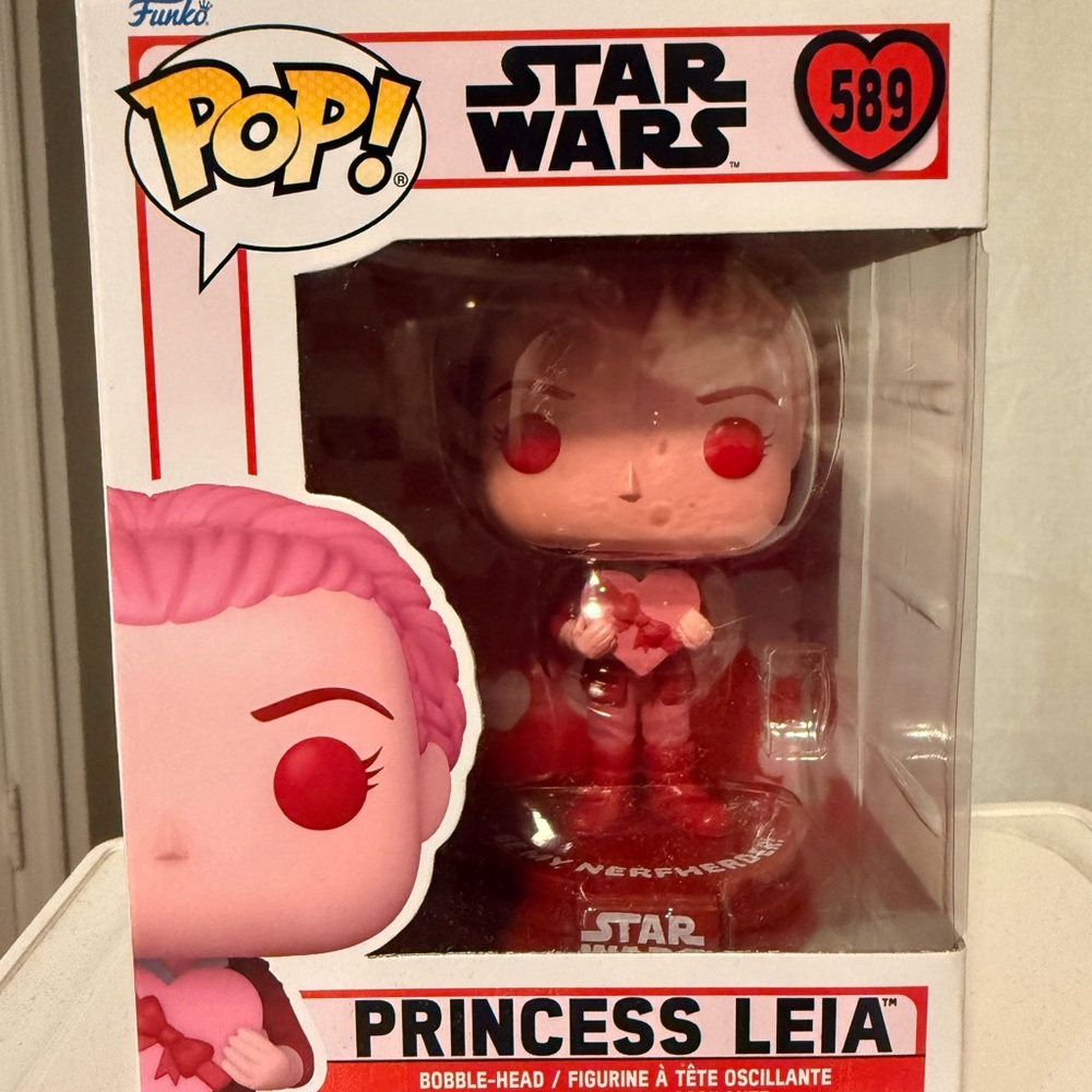Funko Pop Star Wars Princess Leia Bobblehead 589 valentine